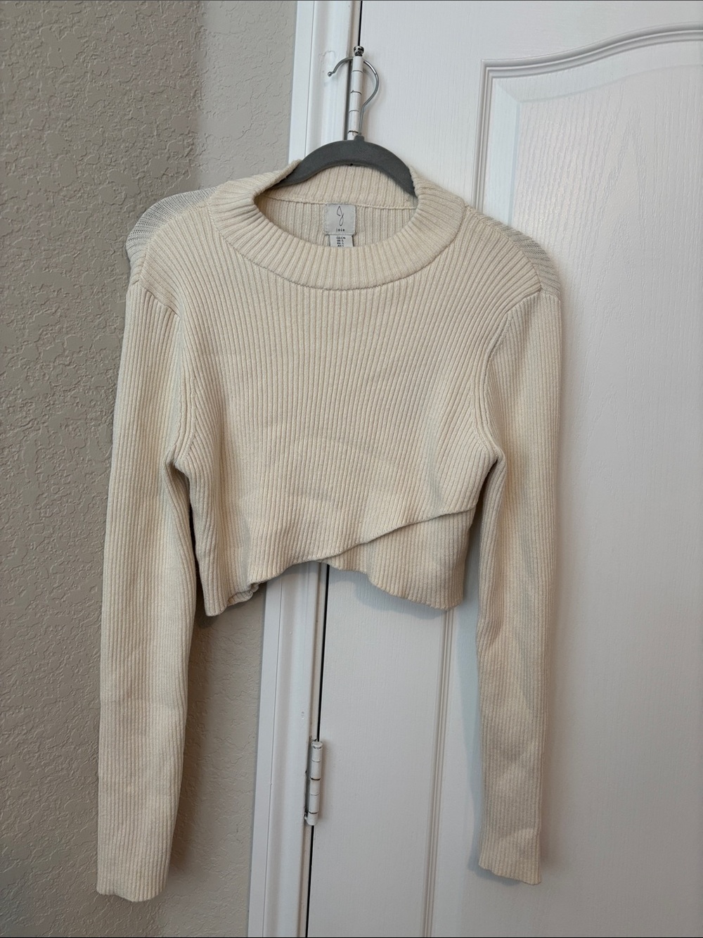 Pre-owned joie Ribbed Cropped Crewneck Sweater - Cream